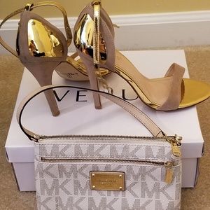 Michael Kors small purse